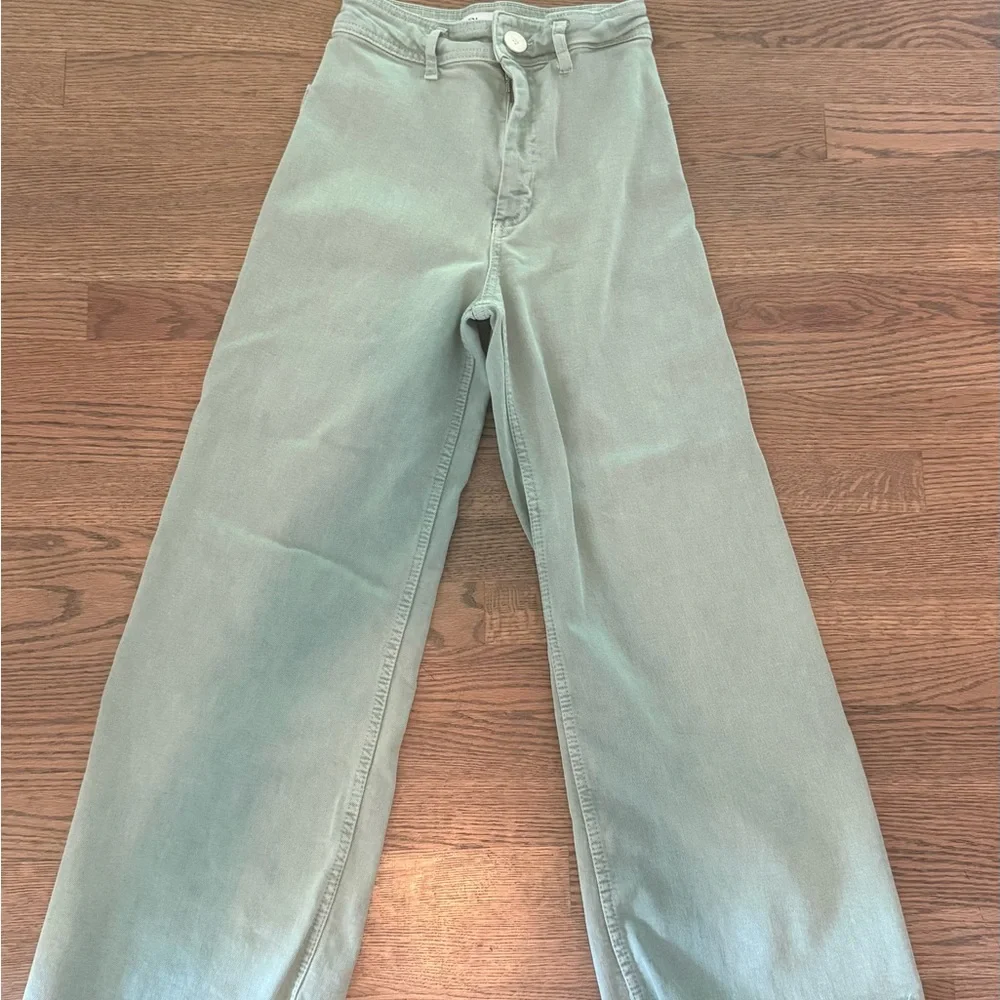 Zara Mint Green High-Waist Jeans